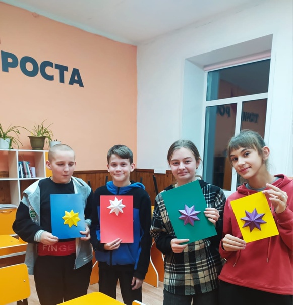 Декабрь 2023  Он весь как музыка. Он - весть. Ах,это снег..